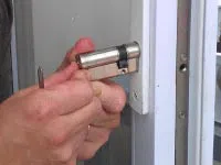 Hallandale Locksmith Service Hallandale, FL 954-744-7059 - locks-replace